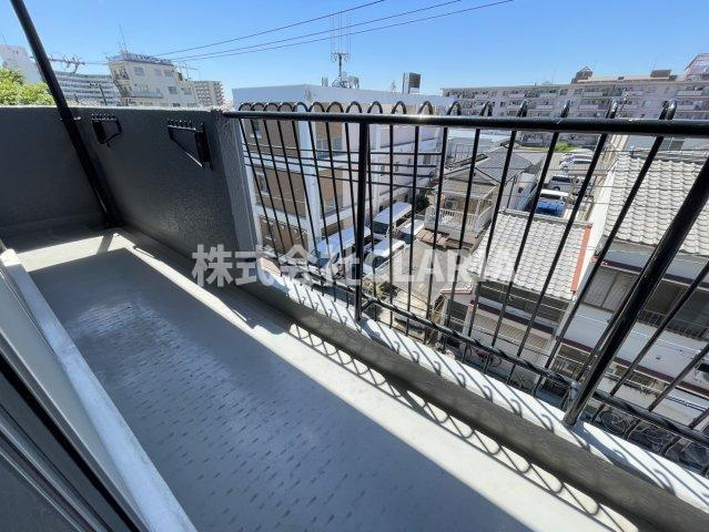 相原マンションのバルコニー