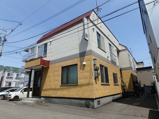 札幌市南区澄川二条４丁目のアパート