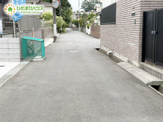 流山市江戸川台西12期　新築戸建　1号棟の前面道路含む現地写真|一方 ： 西 4.01m 公道