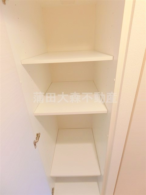 ガーデン萩中の収納|玄関収納➁