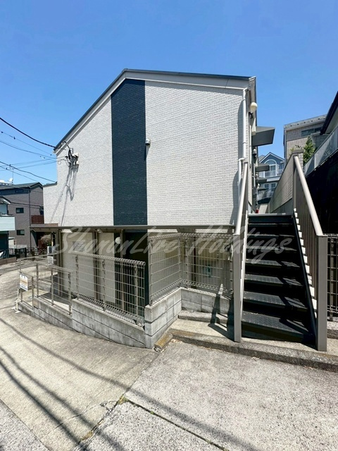 グランシャトー弘明寺の外観