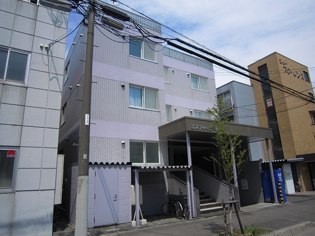 エスティーコート