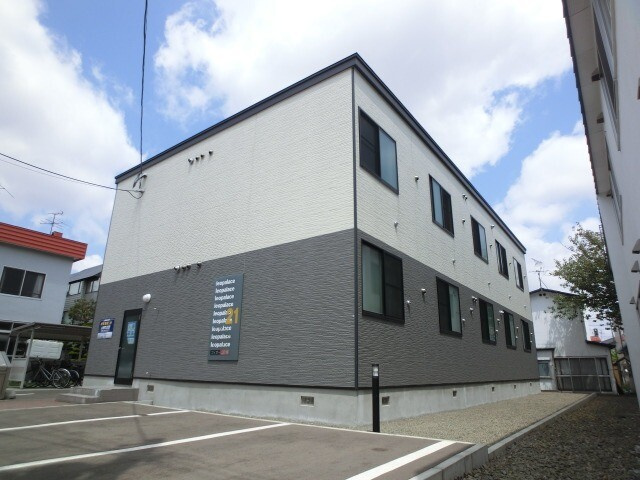 レオパレスフィオーレ月寒