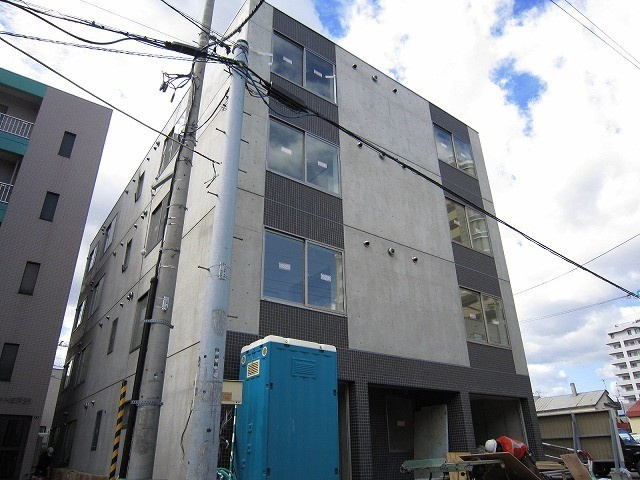 Ｍ’ｓ　ｓｑｕａｒｅ