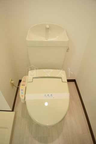クレールナンバミナミのトイレ|別部屋参考写真