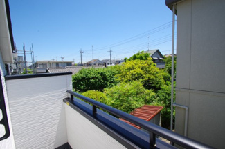 【展望】 | 【仲介手数料無料！！】町田市鶴川4丁目　築後未入居戸建て（全3棟）3号棟　4390万円