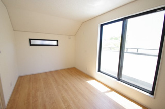 【洋室】 | 【仲介手数料無料！！】町田市鶴川4丁目　築後未入居戸建て（全3棟）3号棟　4390万円