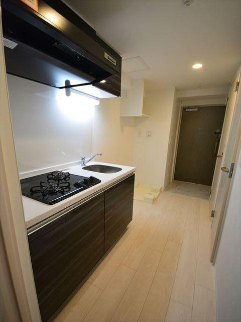 CRESTTAPP神戸湊町NOIRのキッチン