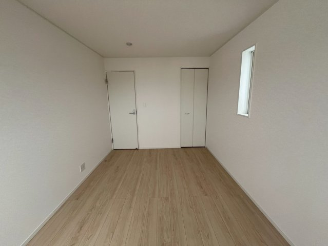 うるま市与那城屋慶名第6　クレイドルガーデン　新築戸建て　全4棟　3号棟の洋室