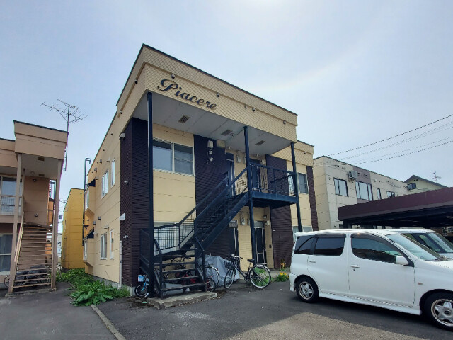 ＰＩＡＣＥＲＥ（ピアチェーレ）
