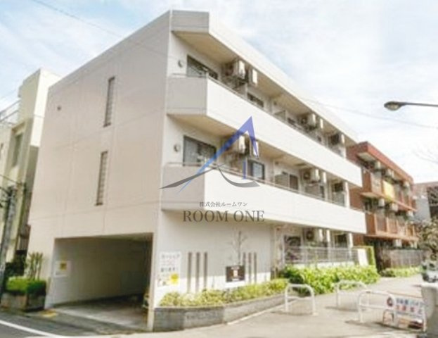 Ａｋｉｓ　Ｃｏｕｒｔ