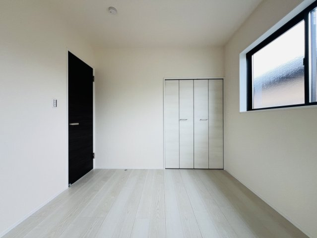 刈谷市井ヶ谷町井田26-2『仲介手数料無料』新築一戸建て・建売の洋室