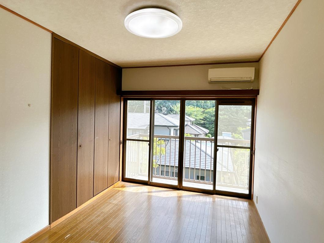 那珂市平野　中古戸建の洋室