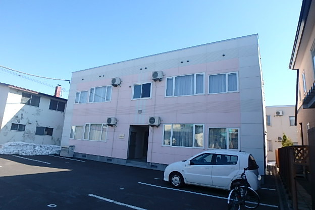 ＬａＬｕｃｅ・ｕｎｏ（ラルーチェ・ウーノ）