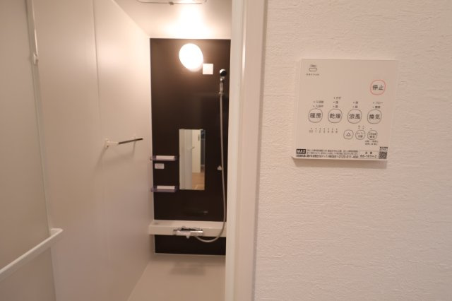 《仲介手数料無料》越谷市千間台東２丁目481-10新築一戸建てKEIAI GRACEのランドリースペース