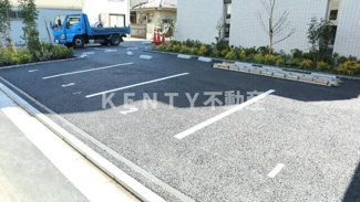 【駐車場】 | 駐車場に車を止められます