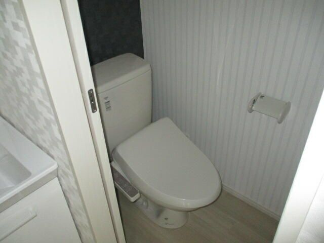 センチュリーオークＡ棟のトイレ|清潔感のあるトイレです