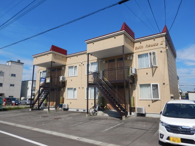 ｔｗｉｎ　ｈｏｕｓｅ　Ⅱ（ツイン　ハウス）