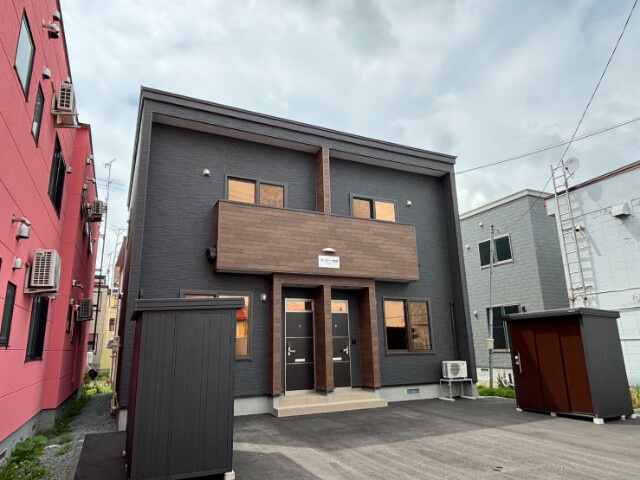 旭川市豊岡七条２丁目のテラスハウス