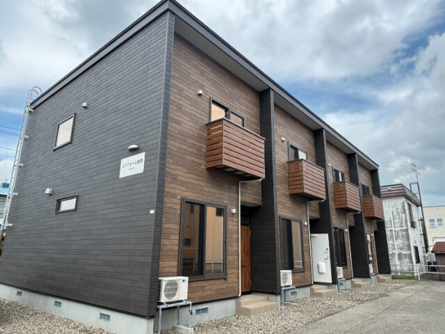 旭川市豊岡八条２丁目のテラスハウス