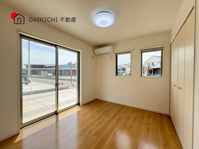 【洋室】 | 羽生市大字中岩瀬　中古戸建