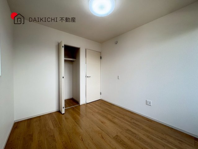 【洋室】 | 羽生市大字中岩瀬　中古戸建