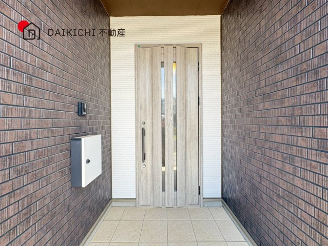【玄関】 | 羽生市大字中岩瀬　中古戸建