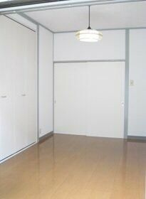 戸田市中町１丁目の賃貸マンションの内装