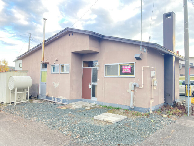 朝日町１８ー４９貸家