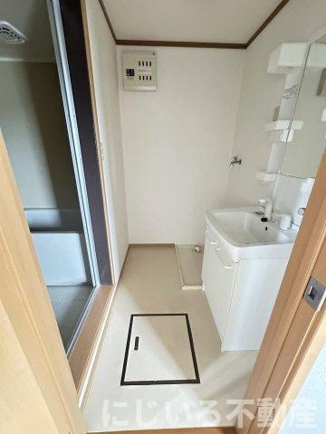 メゾンソレイユBの玄関