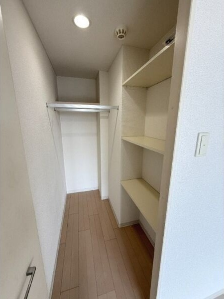 コンフォートEXE連坊ステーションの収納