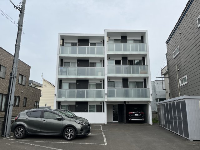 札幌市豊平区月寒東五条５丁目の賃貸マンションの外観