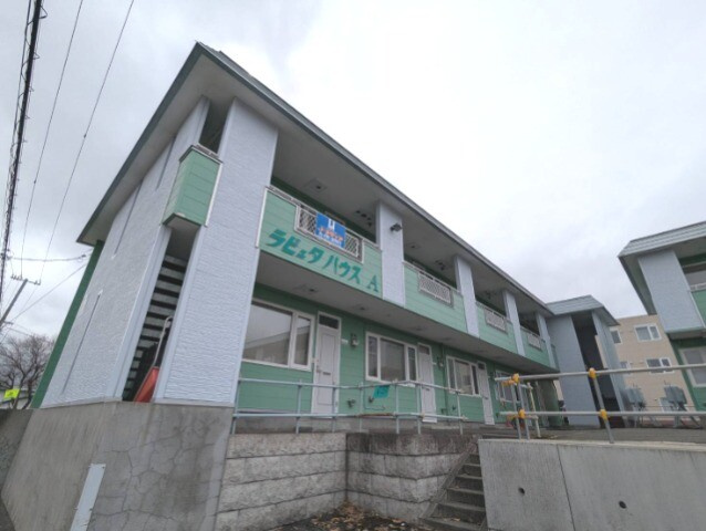 ラピュタハウスＡ