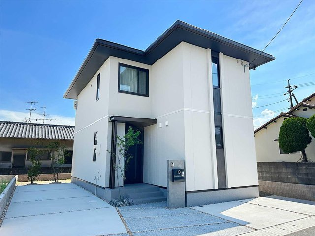 倉敷市上東　中古戸建の外観