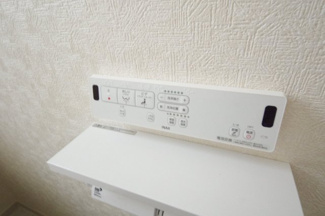 【トイレ】 | 【仲介手数料無料！！】町田市鶴川4丁目　築後未入居戸建て（全3棟）2号棟　4390万円