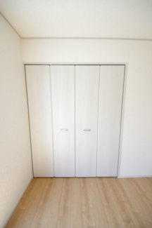 【収納】 | 【仲介手数料無料！！】町田市鶴川4丁目　築後未入居戸建て（全3棟）2号棟　4390万円