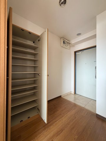 THE RESIDENCE IMAIKE NORTH　名古屋市賃貸　仲介手数料無料の玄関