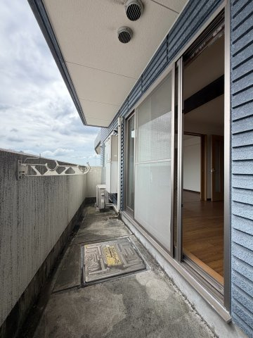 THE RESIDENCE IMAIKE NORTH　名古屋市賃貸　仲介手数料無料のバルコニー