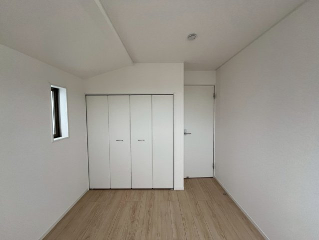 うるま市与那城屋慶名第6　クレイドルガーデン　新築戸建て　全4棟　1号棟の洋室