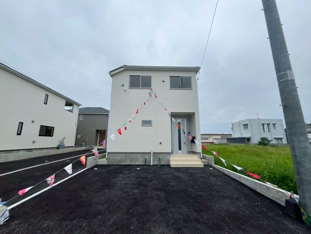 うるま市与那城屋慶名第6　クレイドルガーデン　新築戸建て　全4棟　1号棟の駐車場