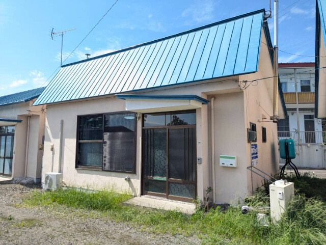 西１４北６貸家中棟