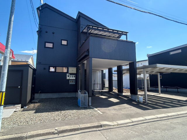釧路市愛国西２丁目のテラスハウス