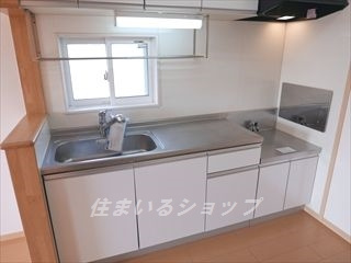 サニーウェル　ヴィラのキッチン|浄水器一体型シャワー水栓