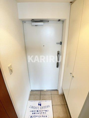 ドゥーエ森ノ宮の玄関
