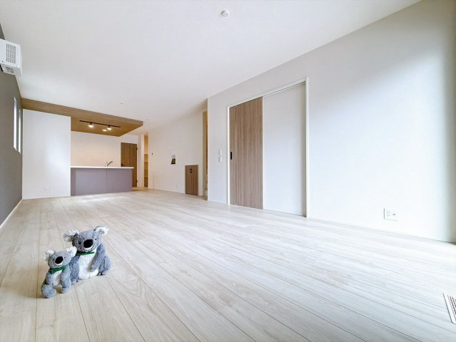 【外観】 | 高崎市赤坂町　新築住宅 | 早朝・お仕事帰りのご案内にも対応いたします☆
お気軽にお問い合わせください。