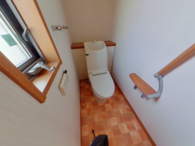 倉敷市安江一戸建てのトイレ