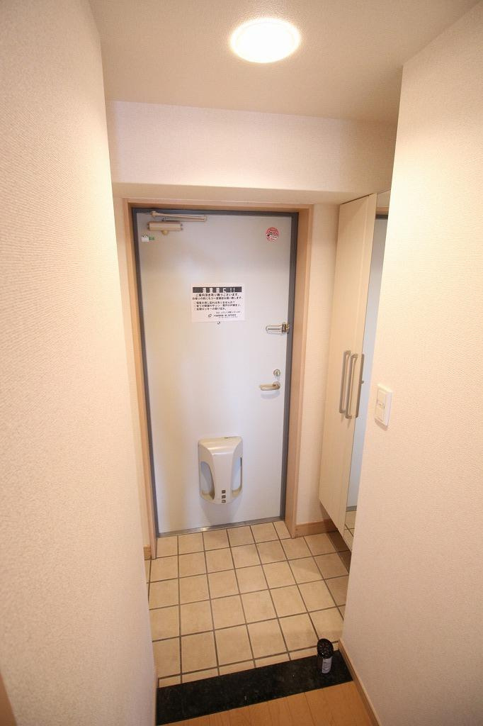 ヴィダ・アルボレスの玄関|※お部屋により仕様が異なる可能性があります。