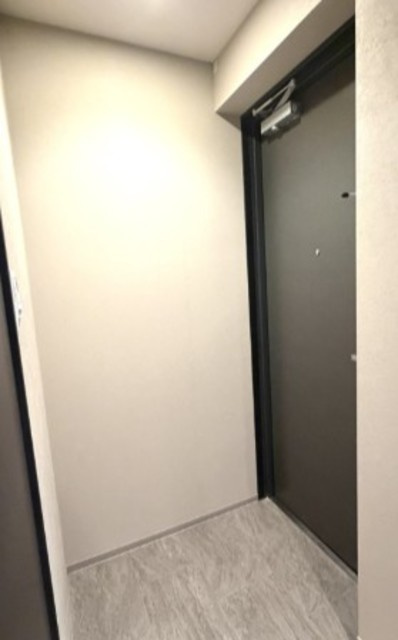 S.E.S　新築　礼金0　ペット相談　管理人巡回の玄関