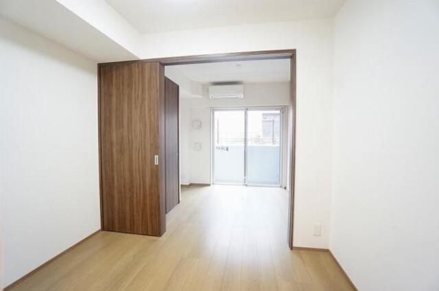 ＬＩＭＥＲＥＳＩＤＥＮＣＥ　ＨＩＫＩＦＵＮＥの居間・リビング