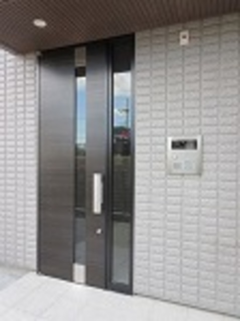 荏田北メゾンのエントランス|オートロック付エントランス